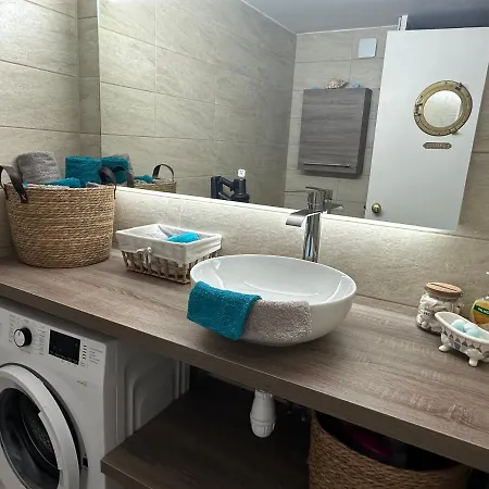 Duplex Meuble Avec Terrasse Dans Avec Piscine Apartment Agde