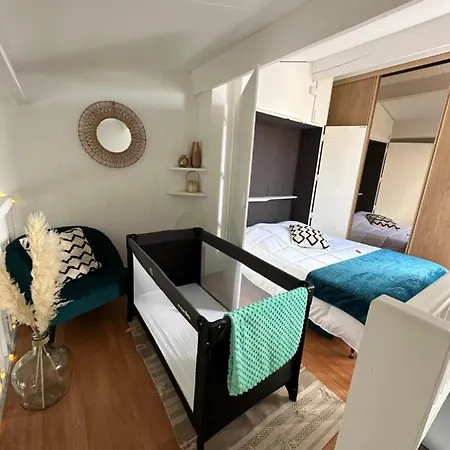Duplex Meuble Avec Terrasse Dans Avec Piscine