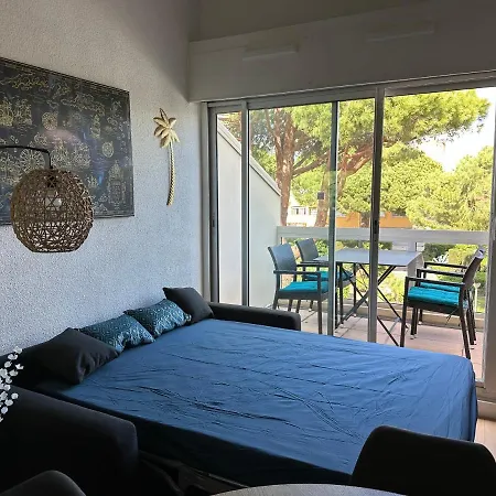 Apartamento Duplex Meuble Avec Terrasse Dans Avec Piscine