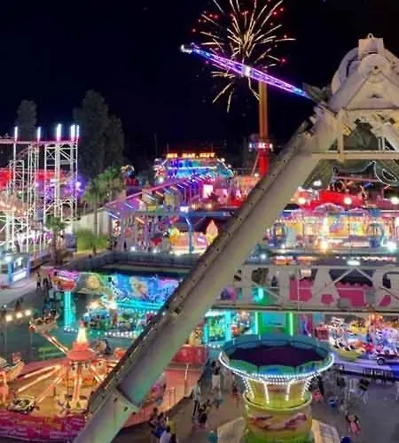 Duplex Meuble Avec Terrasse Dans Avec Piscine Apartment